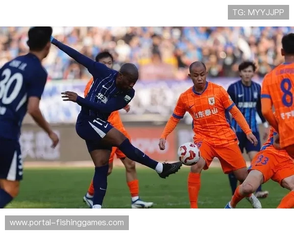 武汉三镇1-5不敌山东泰山瓦科梅开二度